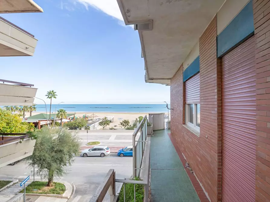 Immagine 22 di Appartamento in vendita  in VIA FRANCESCO PETRARCA 52 a Pescara