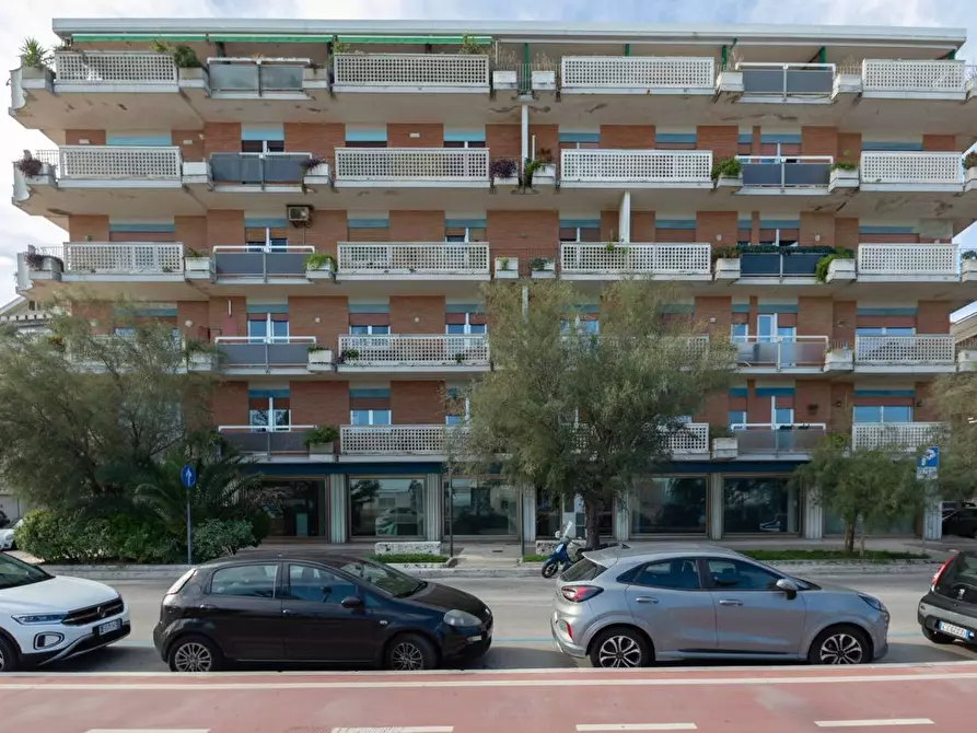 Immagine 26 di Appartamento in vendita  in VIA FRANCESCO PETRARCA 52 a Pescara