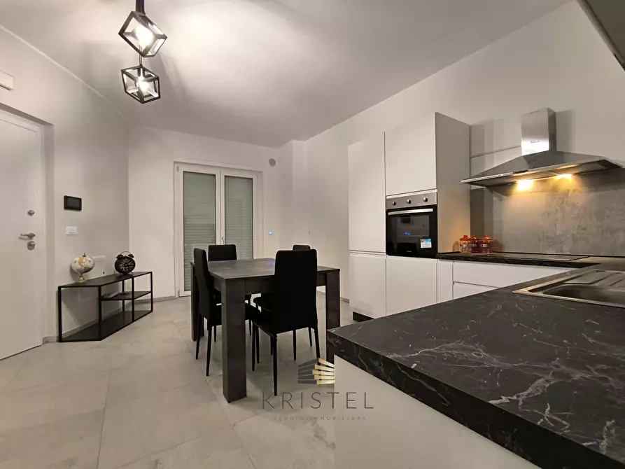 Immagine 2 di Appartamento in affitto  in VIA DEI VESTINI 70 a Chieti