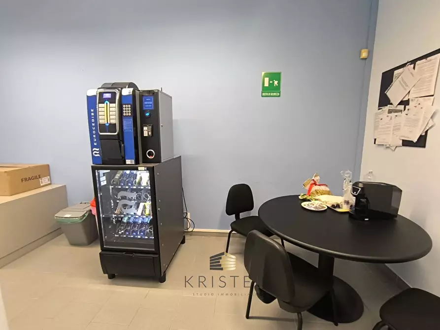 Immagine 6 di Ufficio in affitto  in VIA ATERNO 20 a Paglieta