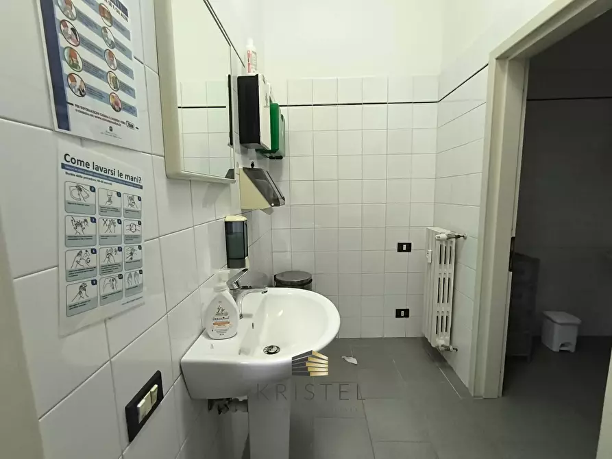 Immagine 8 di Ufficio in affitto  in VIA ATERNO 20 a Paglieta