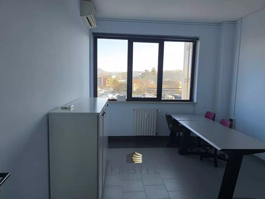 Immagine 8 di Ufficio in affitto  in VIA ATERNO 20 a Paglieta