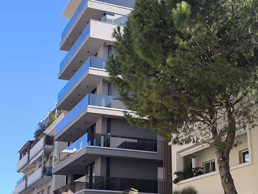 Immagine 8 di Appartamento in vendita  in VIA DANTE a Pescara