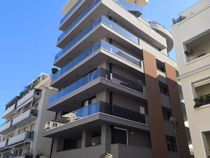 Immagine 9 di Appartamento in vendita  in VIA DANTE a Pescara