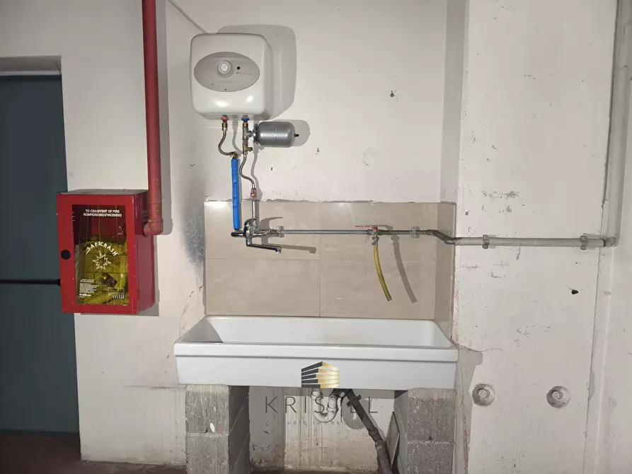 Immagine 8 di Attività commerciale in affitto  in VIALE EUROPA 128 a Brittoli