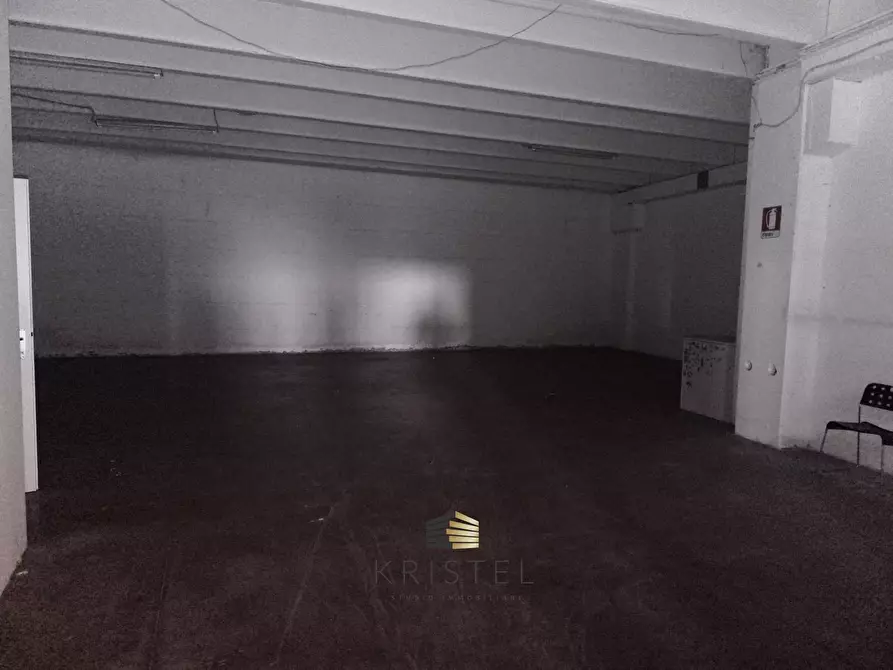 Immagine 13 di Attività commerciale in affitto  in VIALE EUROPA 128 a Brittoli