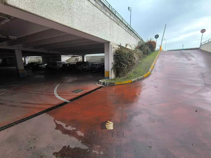 Immagine 17 di Attività commerciale in affitto  in VIALE EUROPA 128 a Brittoli