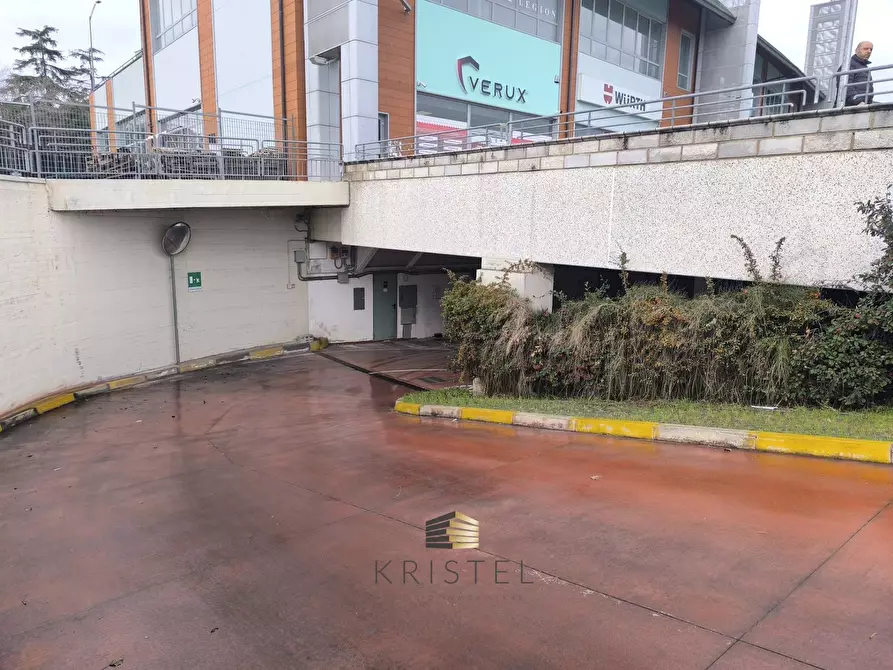 Immagine 19 di Attività commerciale in affitto  in VIALE EUROPA 128 a Brittoli