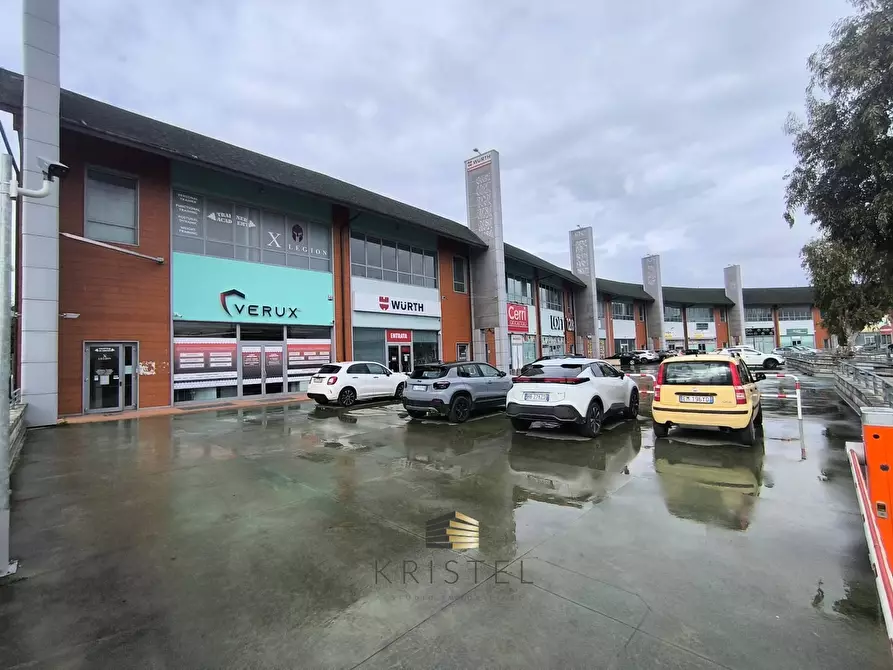 Immagine 22 di Attività commerciale in affitto  in VIALE EUROPA 128 a Brittoli