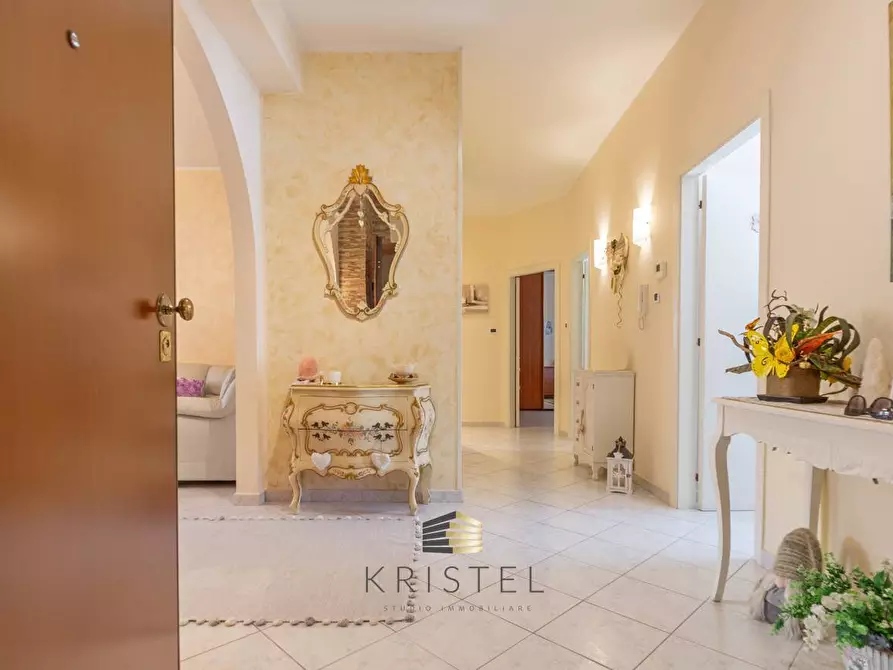 Immagine 1 di Appartamento in vendita  in VIA PIERO GOBETTI 98 a Pescara