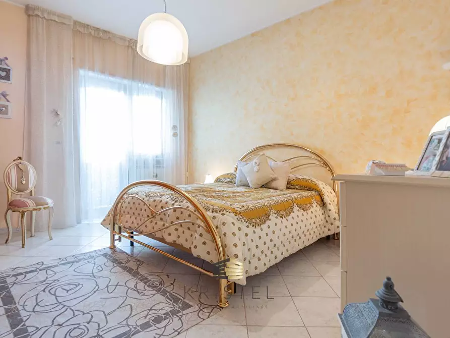 Immagine 12 di Appartamento in vendita  in VIA PIERO GOBETTI 98 a Pescara