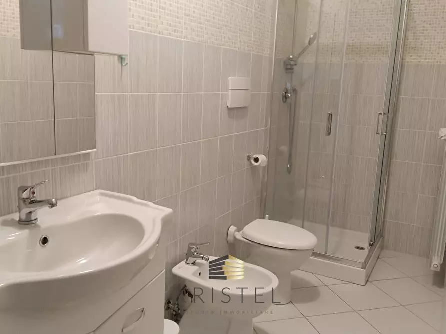 Immagine 13 di Appartamento in vendita  in VIA EDOARDO DE FILIPPO 14 a Vasto