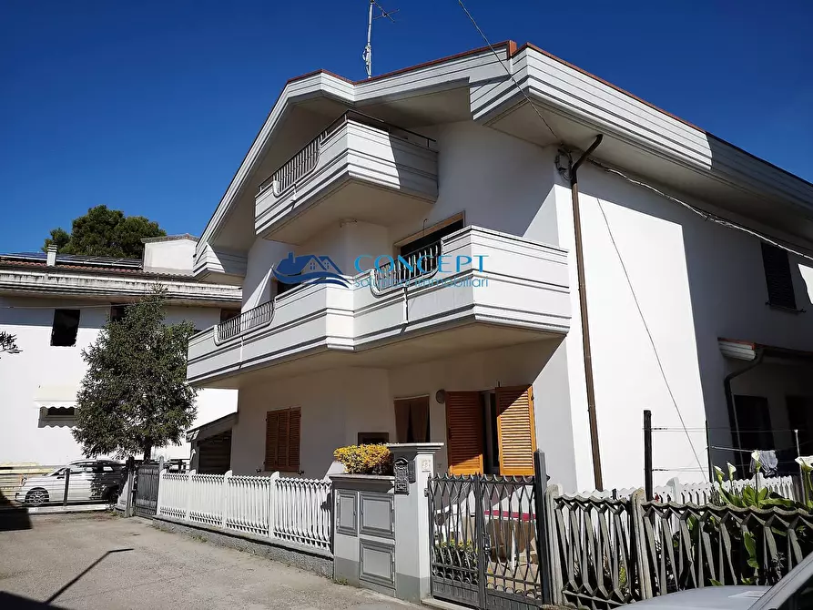 Immagine 2 di Casa indipendente in vendita  in via tintoretto snc a Martinsicuro