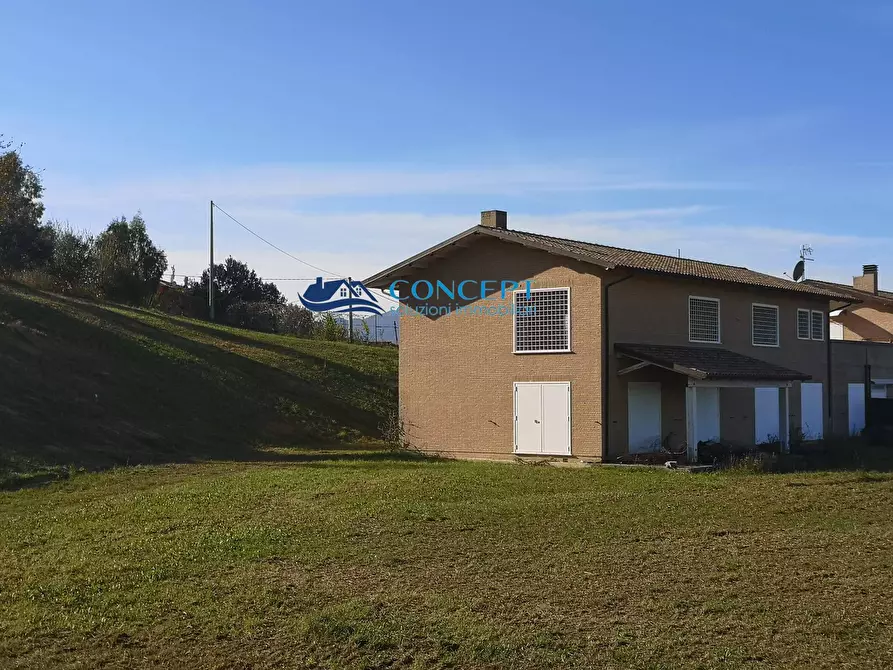 Immagine 1 di Casa semindipendente in vendita  in via Torretta snc a Ancarano