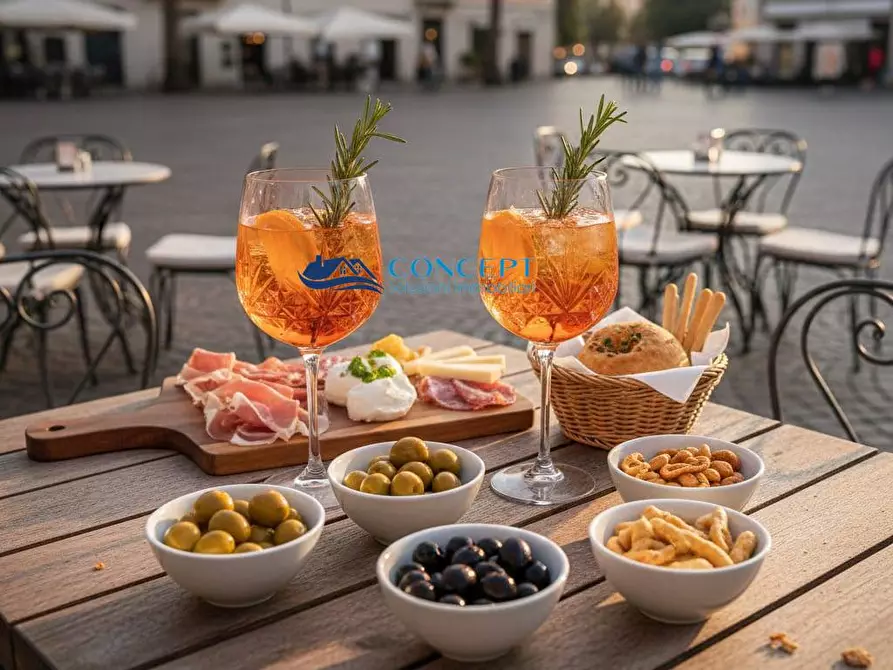 Immagine 4 di Attività commerciale in vendita  in viale De Gasperi snc a San Benedetto Del Tronto