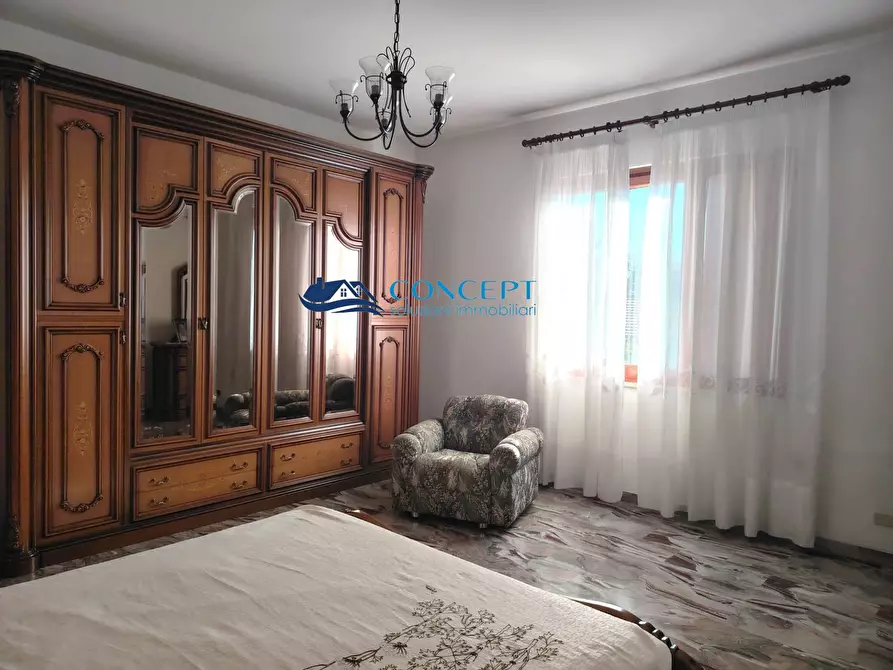 Immagine 12 di Villa in vendita  in via U. Foscolo a Corropoli