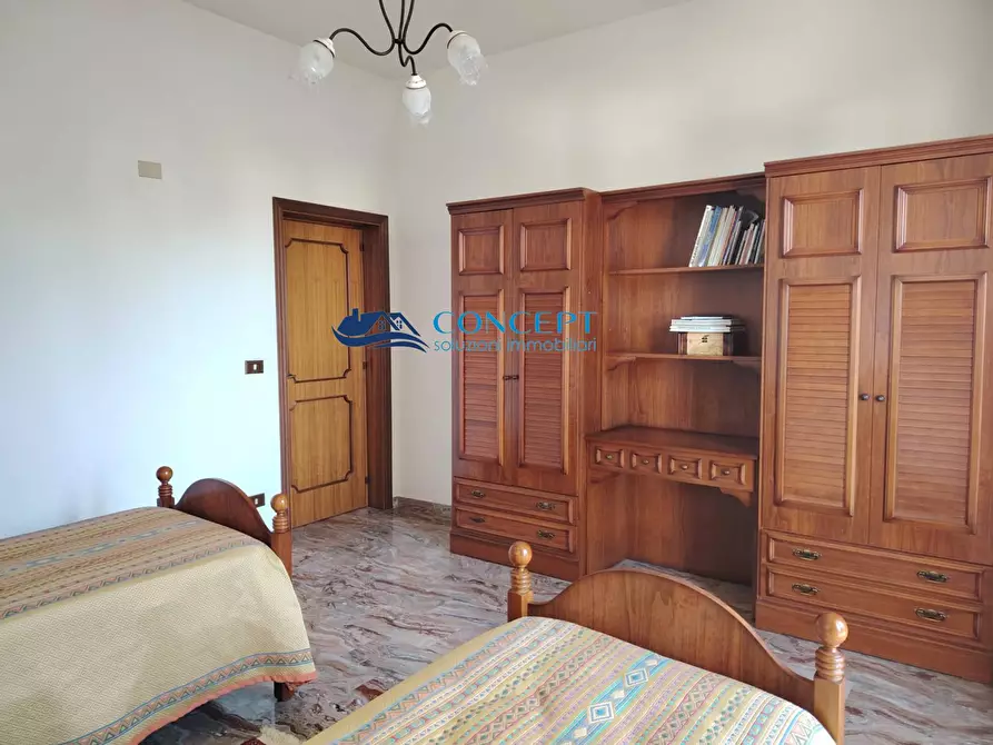 Immagine 18 di Villa in vendita  in via U. Foscolo a Corropoli