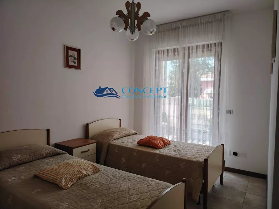 Immagine 6 di Appartamento in vendita  in lungomare Marconi snc a Alba Adriatica