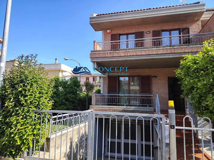Immagine 33 di Villetta a schiera in vendita  in via Liri snc a San Benedetto Del Tronto