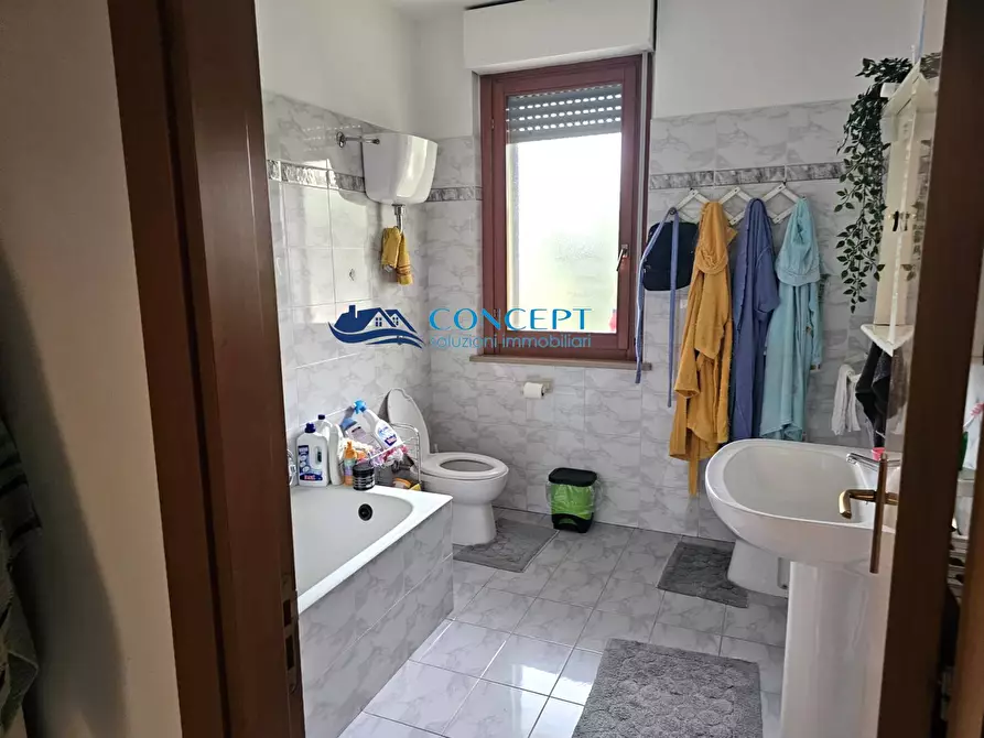 Immagine 21 di Appartamento in vendita  in via Fabio Filzi snc a Martinsicuro