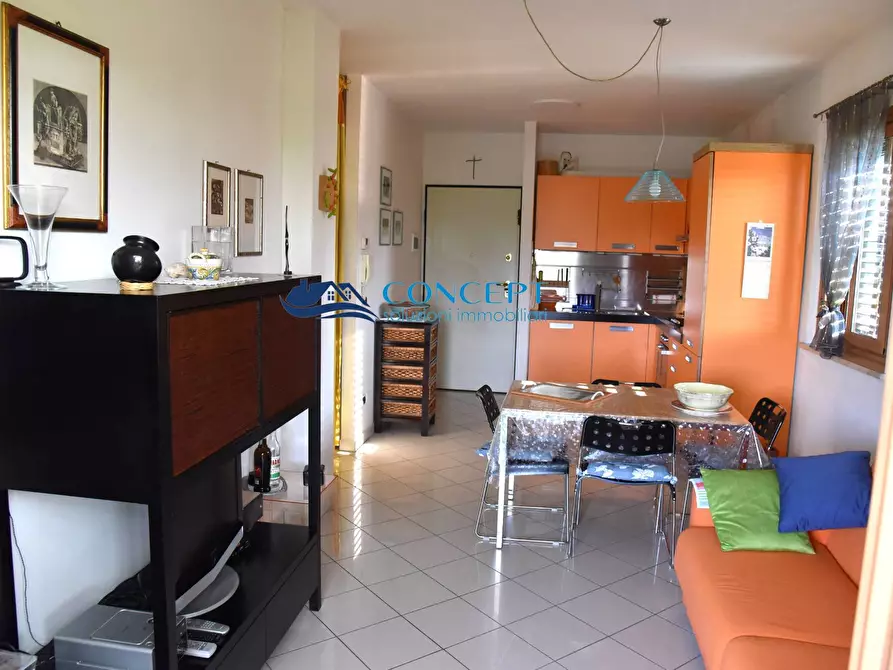 Immagine 2 di Appartamento in vendita  in via Capri snc a Martinsicuro