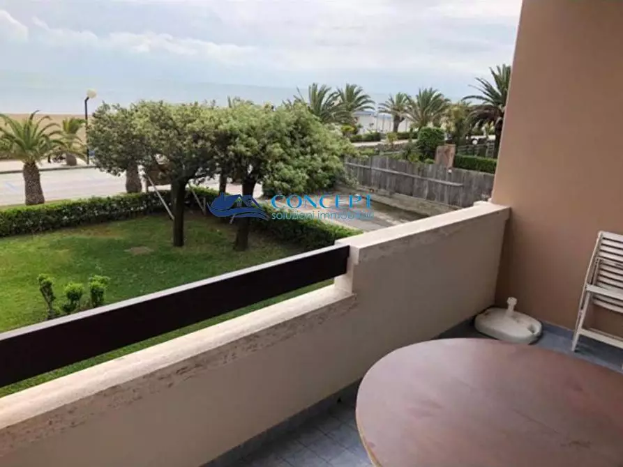 Immagine 1 di Appartamento in vendita  in Lungomare Italia snc a Martinsicuro