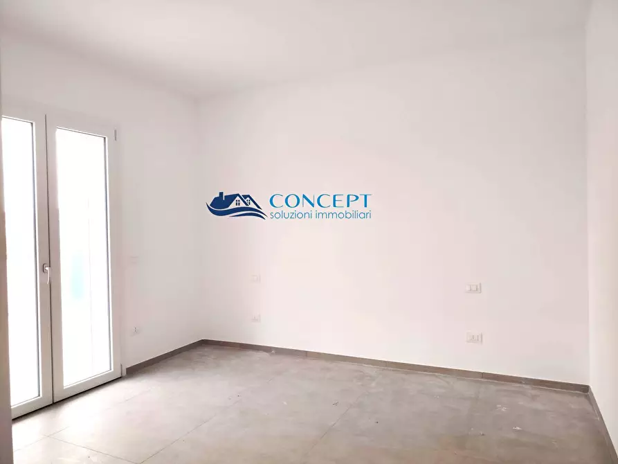 Immagine 5 di Appartamento in vendita  in via Rovigo snc a Alba Adriatica