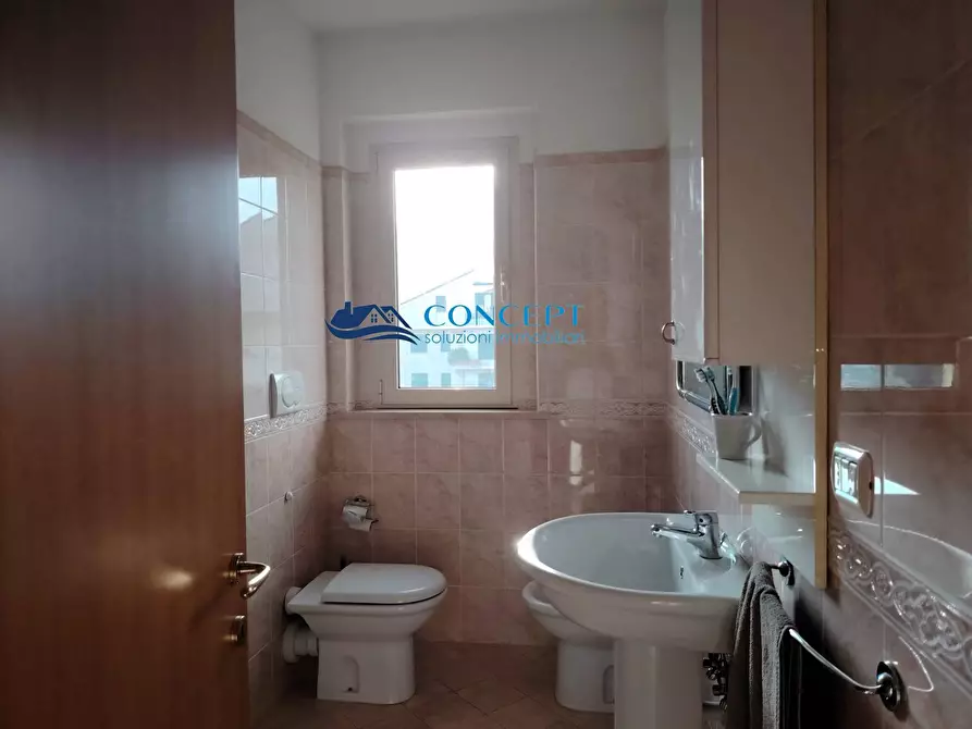 Immagine 9 di Appartamento in vendita  in via G. D'Annunzio snc a Tortoreto