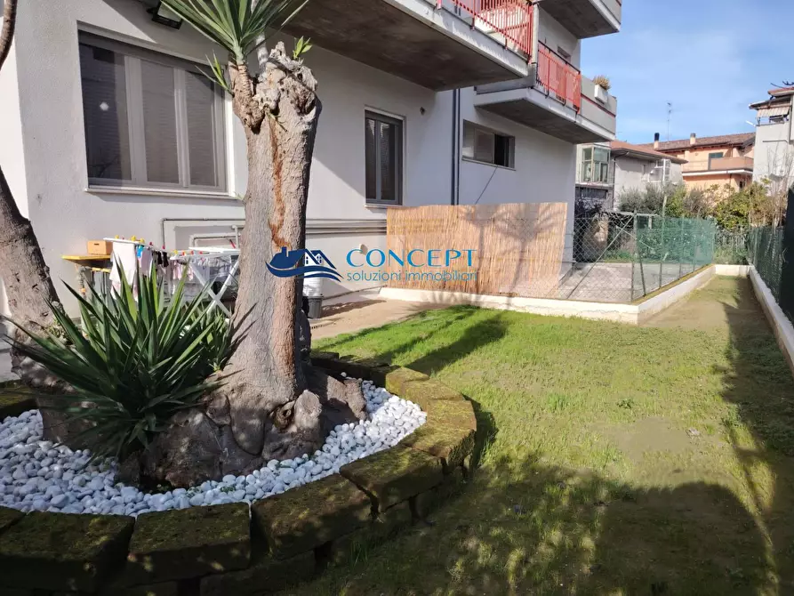 Immagine 12 di Appartamento in vendita  in via Patini snc a Martinsicuro