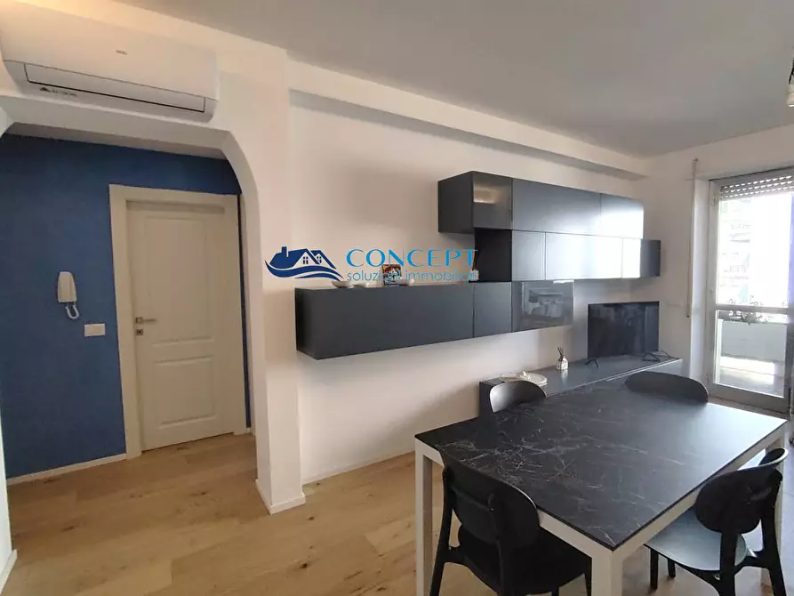 Immagine 4 di Appartamento in vendita  in Lungomare Italia snc a Martinsicuro