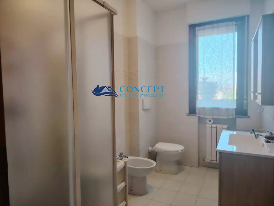 Immagine 4 di Appartamento in vendita  in via Marconi snc a Martinsicuro