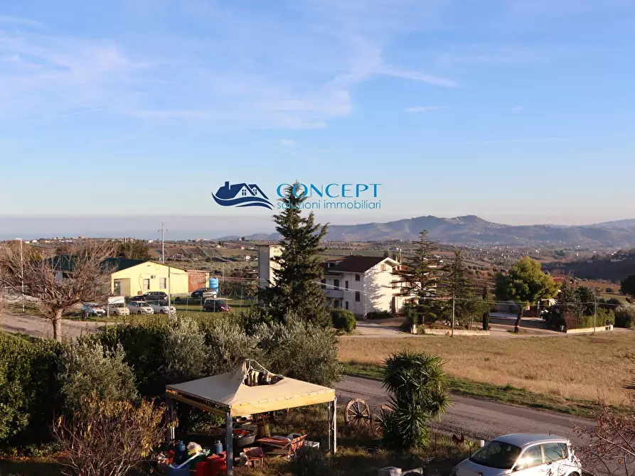 Immagine 18 di Casa semindipendente in vendita  in contrada Pignotto snc a Ancarano