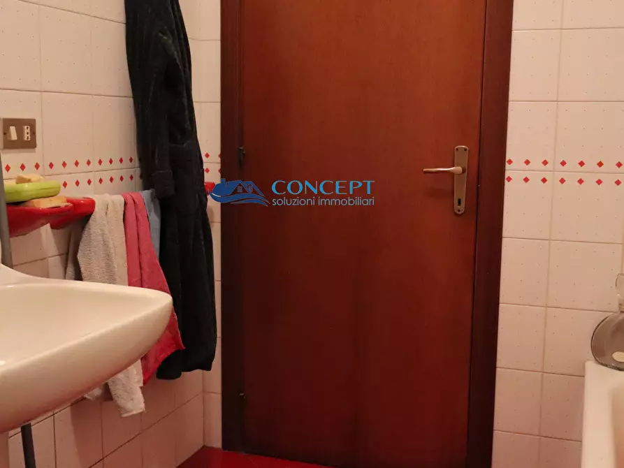 Immagine 18 di Casa semindipendente in vendita  in contrada Pignotto snc a Ancarano