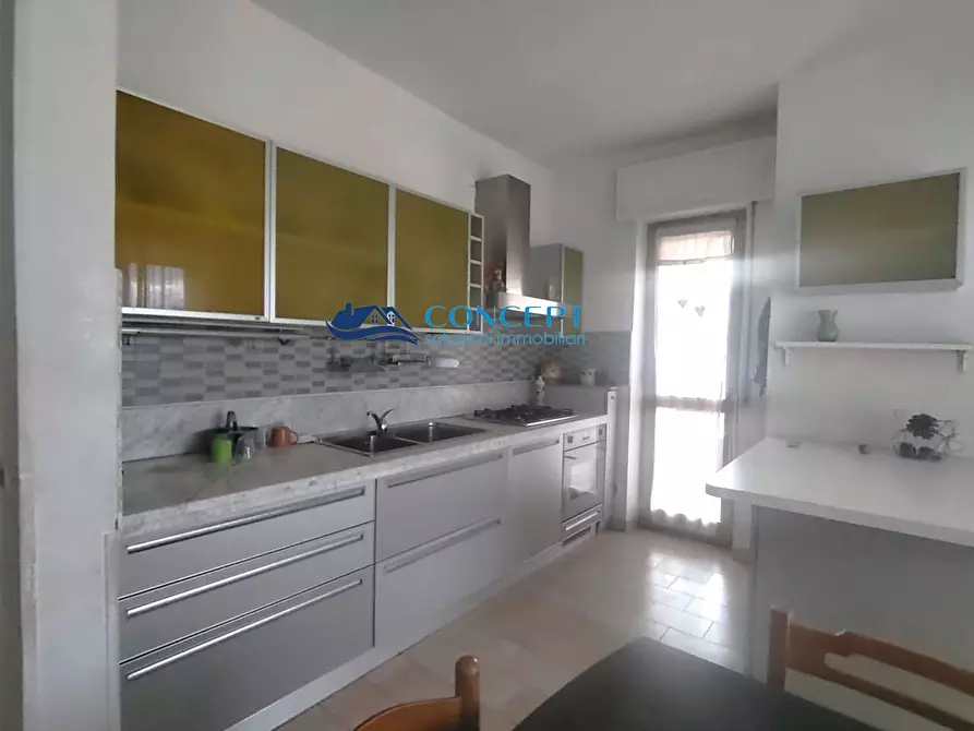 Immagine 5 di Appartamento in vendita  in via Silvio Italico snc a Martinsicuro