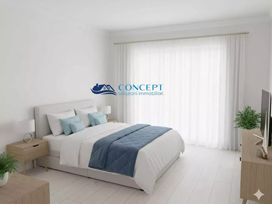 Immagine 3 di Locale commerciale in vendita  in via Aldo Moro snc a Martinsicuro