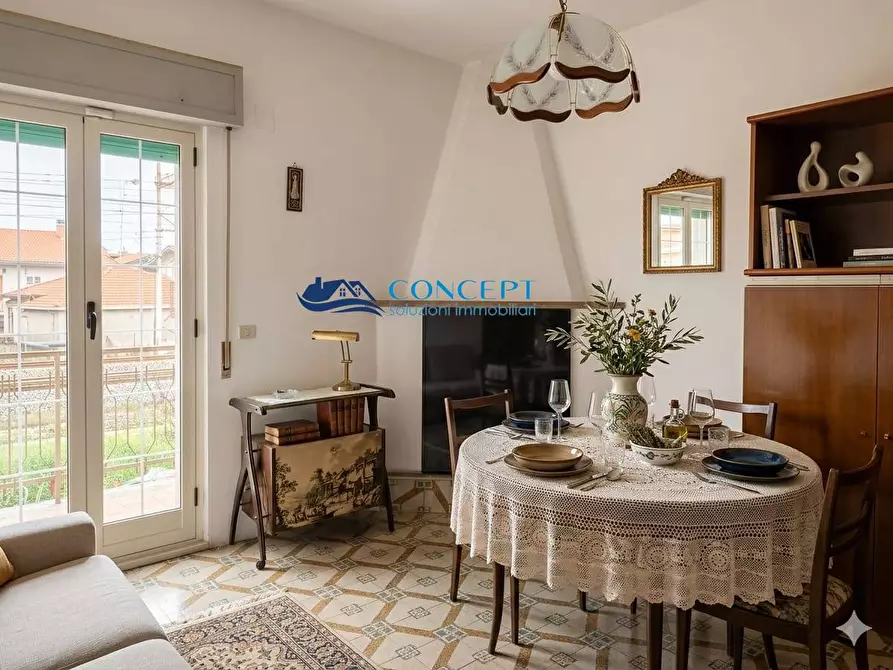 Immagine 2 di Villa in vendita  in via Casone snc a Martinsicuro