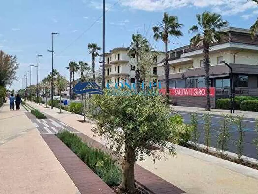 Immagine 1 di Appartamento in vendita  in via Aldo Moro snc a Martinsicuro