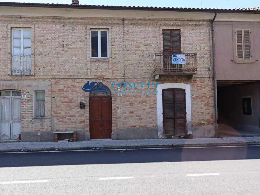 Immagine 1 di Casa indipendente in vendita  in viale Piceno Aprutino 63 a Ancarano