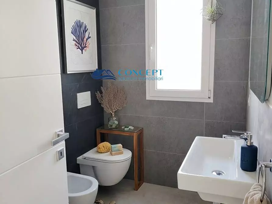Immagine 4 di Appartamento in vendita  in lungomare Sirena snc a Tortoreto
