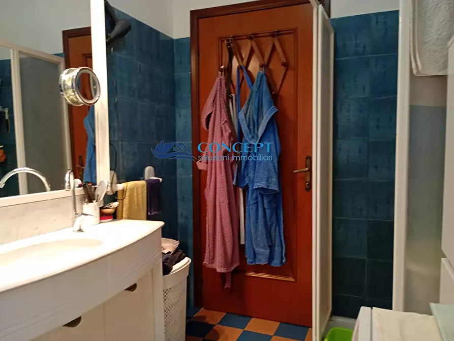 Immagine 15 di Appartamento in vendita  in via Vomano snc a Martinsicuro