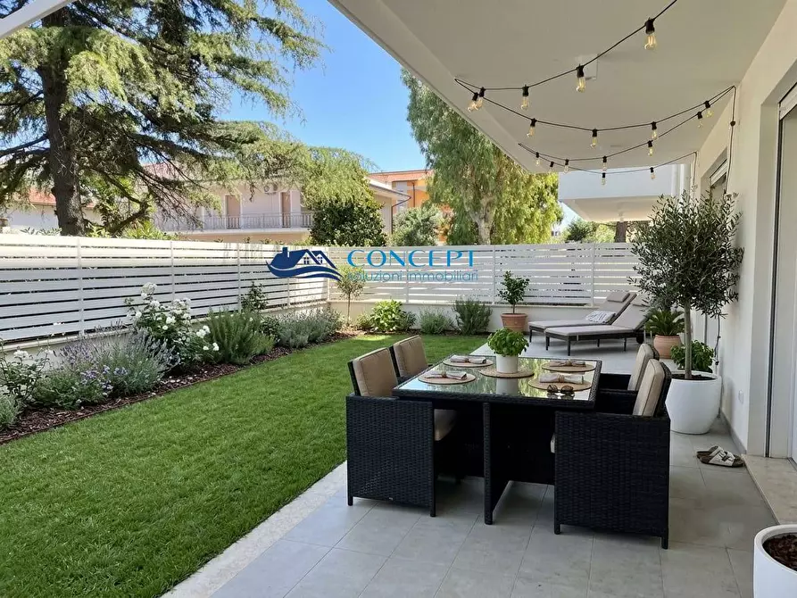 Immagine 1 di Appartamento in vendita  in via Filzi 47 a Martinsicuro