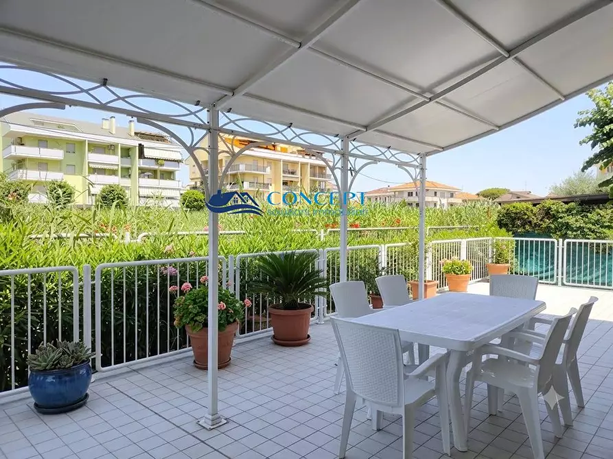 Immagine 1 di Appartamento in vendita  in via Pescara snc a Martinsicuro