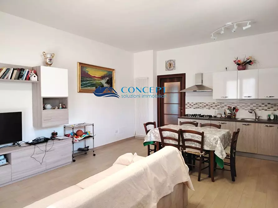 Immagine 3 di Appartamento in vendita  in via Pescara snc a Martinsicuro