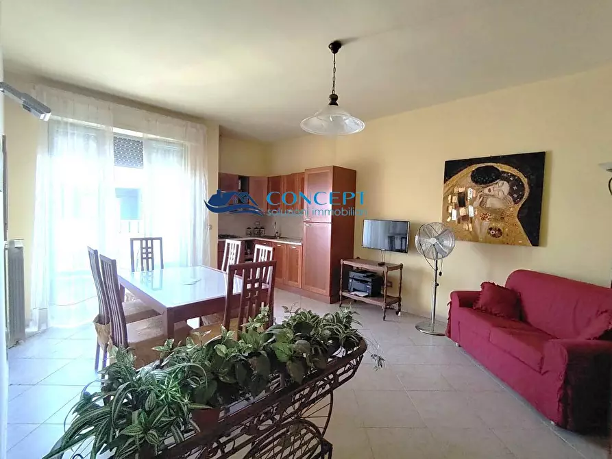 Immagine 3 di Appartamento in vendita  in lungomare Italia snc a Martinsicuro
