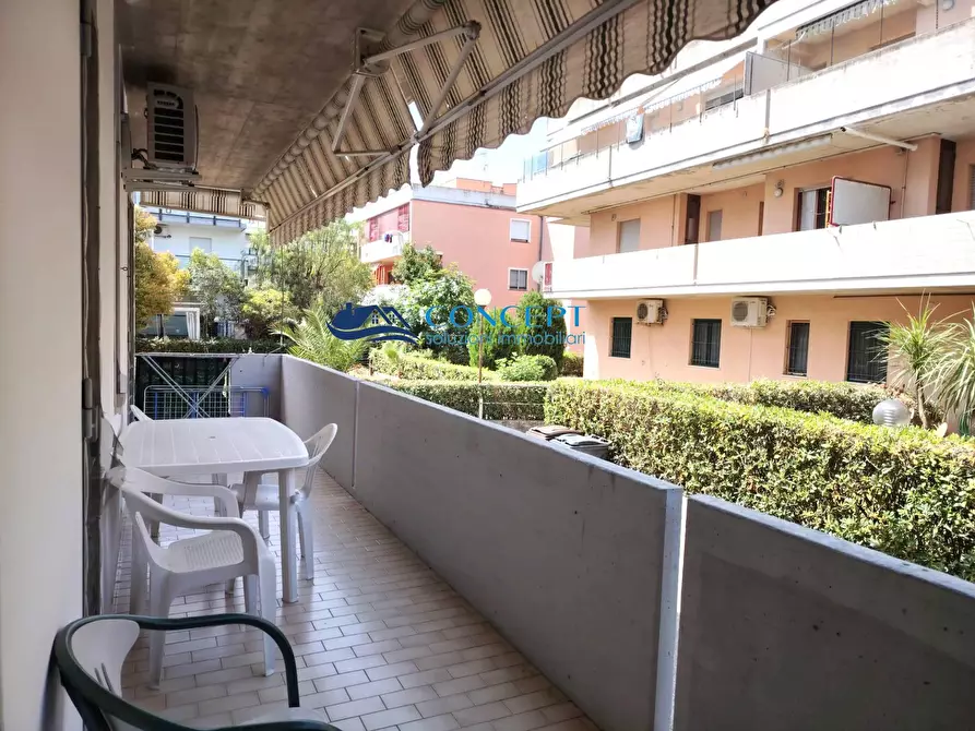 Immagine 6 di Appartamento in vendita  in via dei giesi snc a Martinsicuro