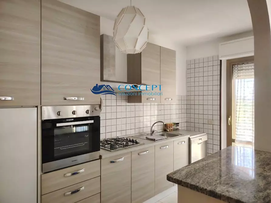 Immagine 3 di Appartamento in vendita  in via Castellano snc a Martinsicuro