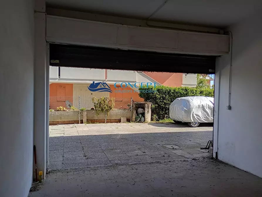 Immagine 8 di Box auto in vendita  in via Marconi 1 a Martinsicuro