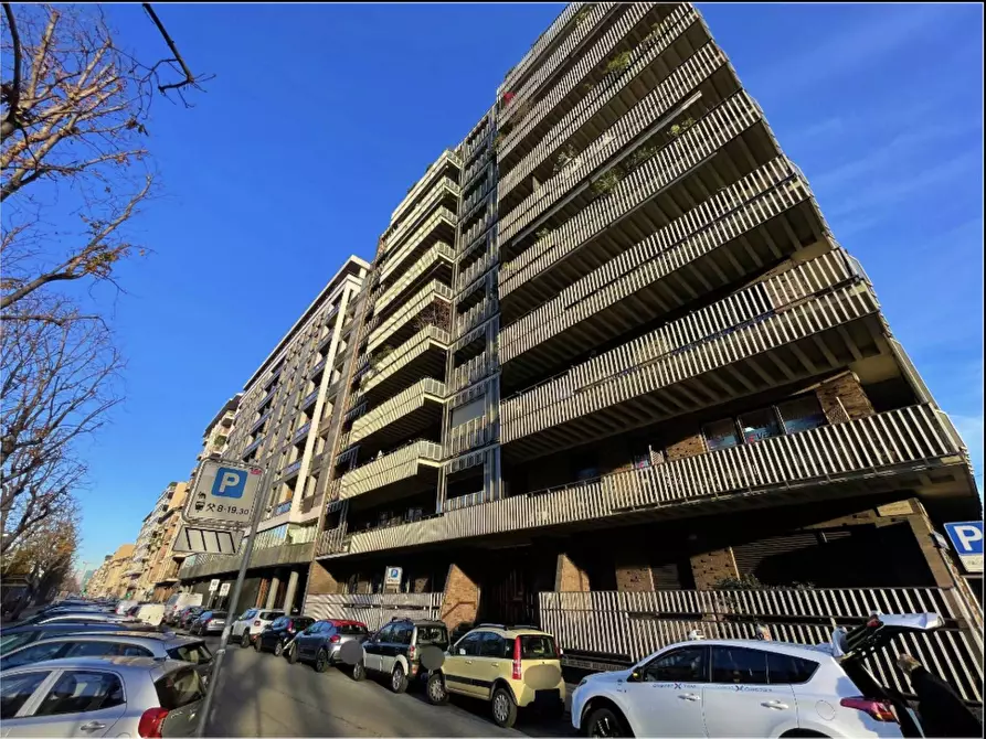 Immagine 1 di Appartamento in vendita  in Corso Re Umberto 55 a Torino