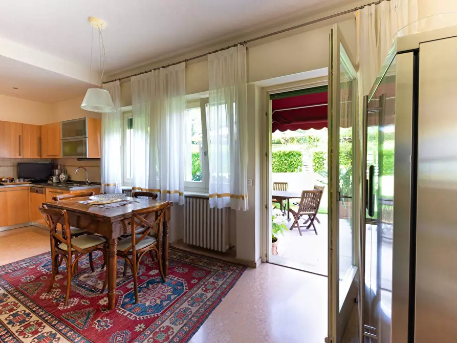Immagine 23 di Villa in vendita  in P. Farinati 4 a Garda