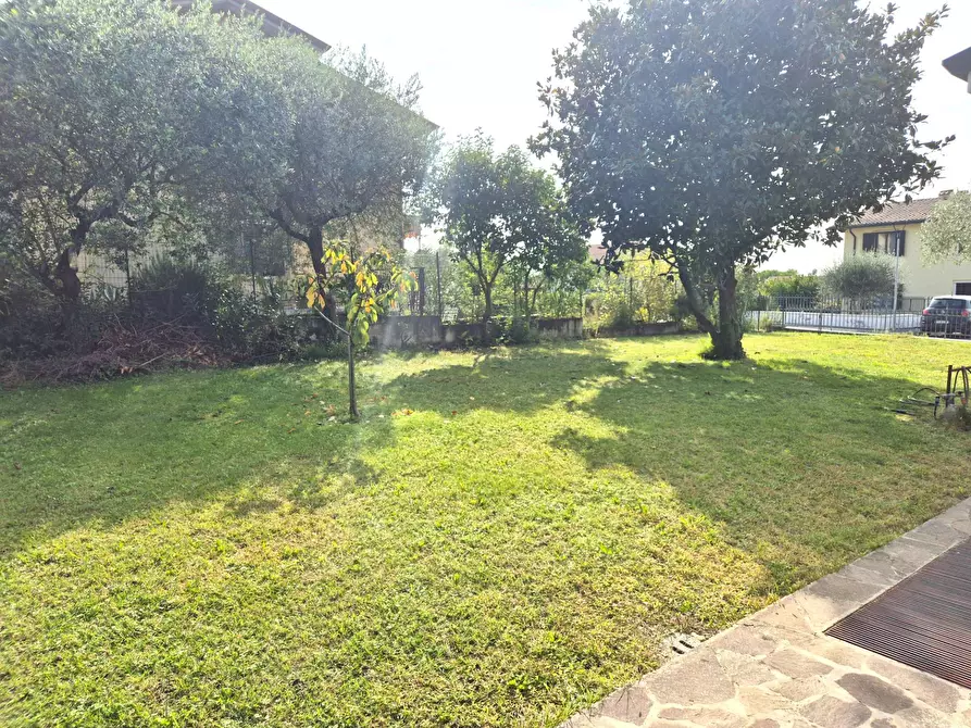 Immagine 2 di Casa semindipendente in vendita  in via Pietro Mascagni 6 a Buttapietra